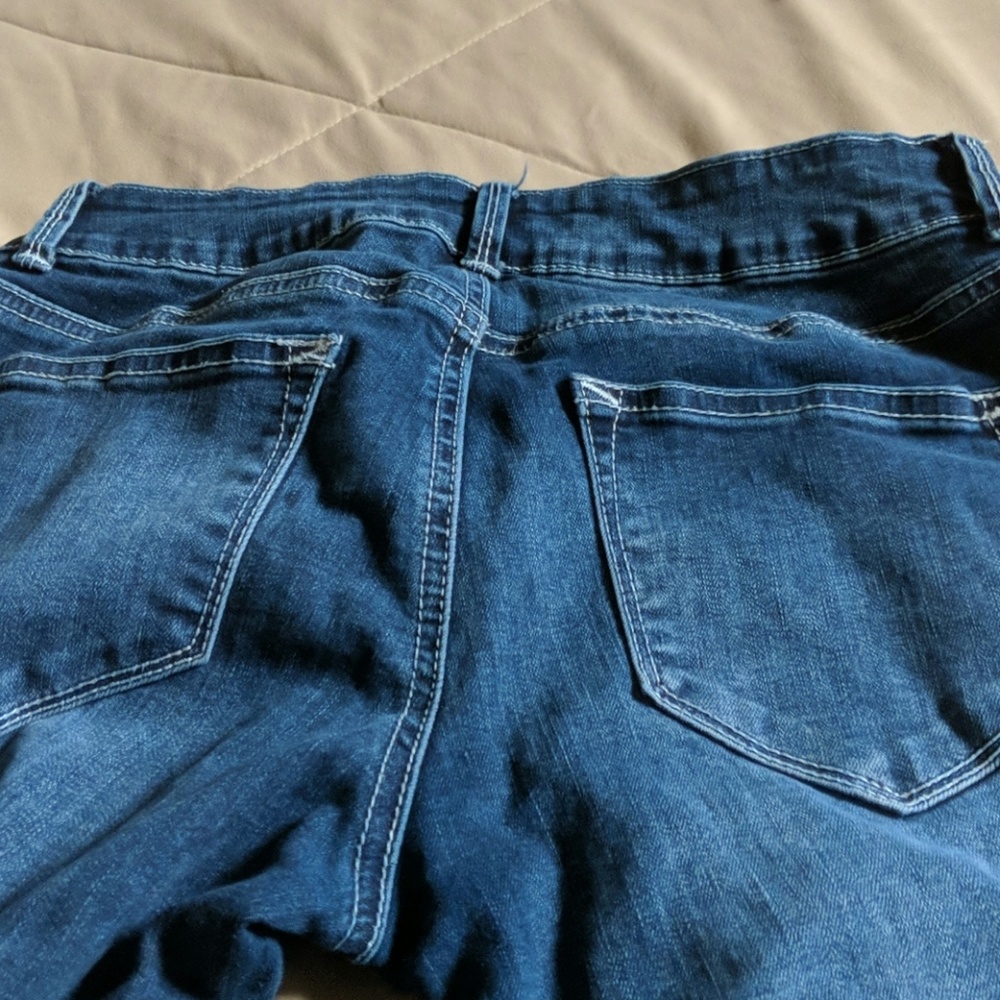 Jeans - Picture 2 of 3